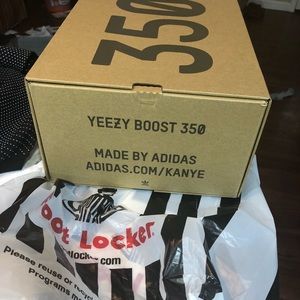 Brand new YEEZY ZEBRA SIZE 10